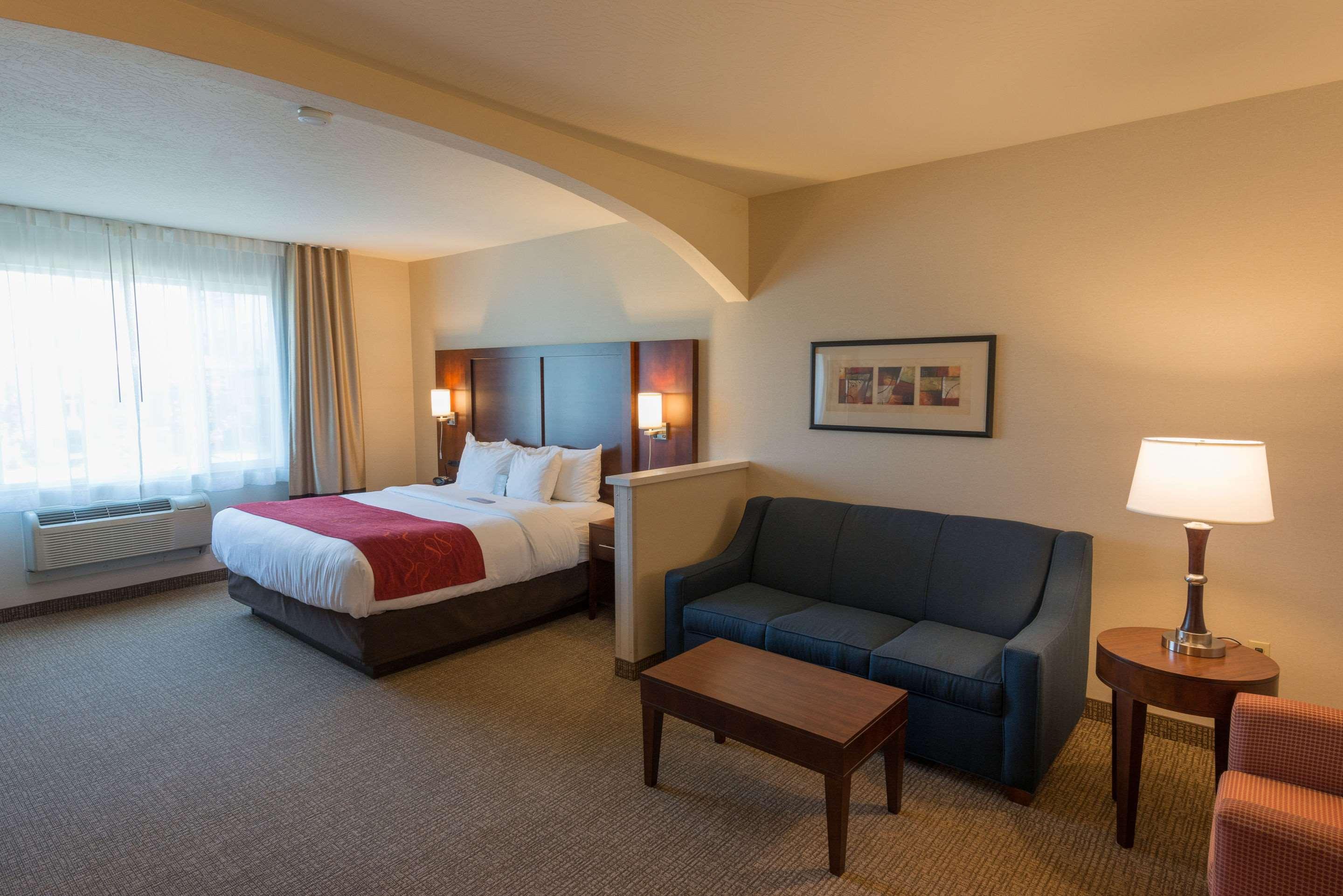 Comfort Suites Springfield Riverbend Medical Экстерьер фото