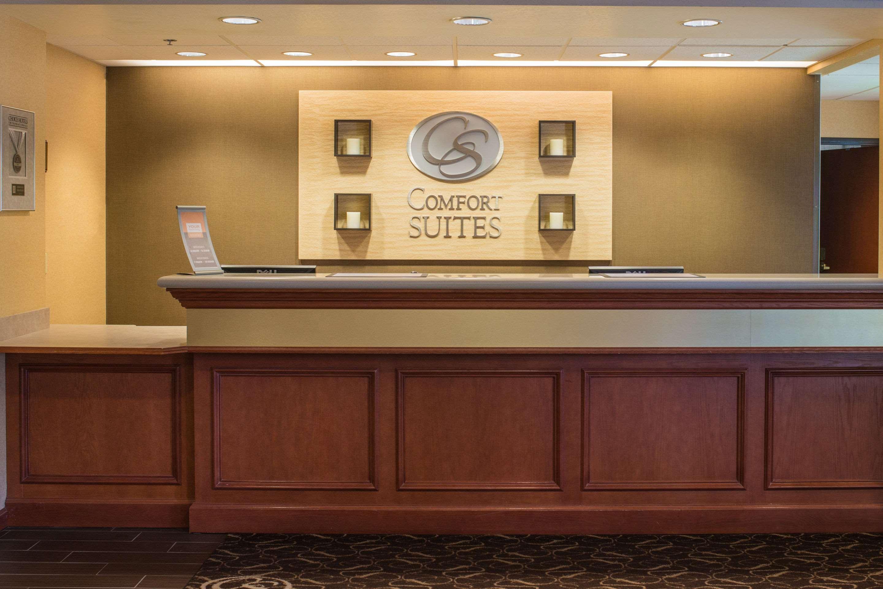 Comfort Suites Springfield Riverbend Medical Экстерьер фото