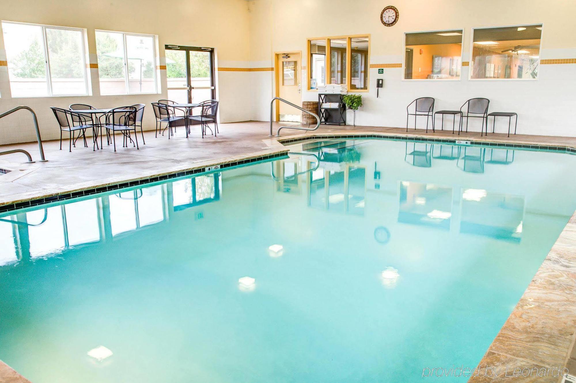 Comfort Suites Springfield Riverbend Medical Экстерьер фото